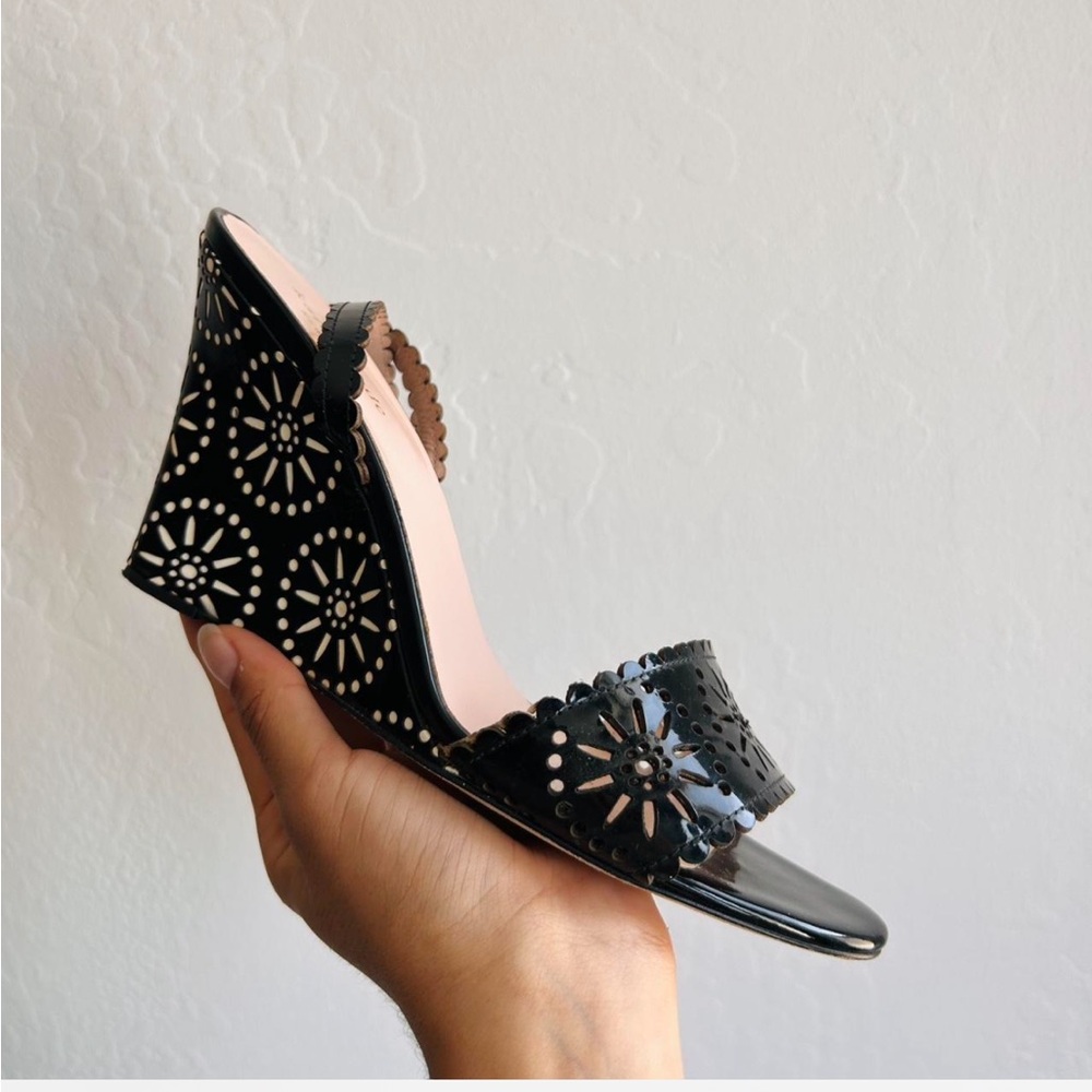 Kate Spade ♠️ Cutout Wedges
